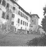 Ingrandisci